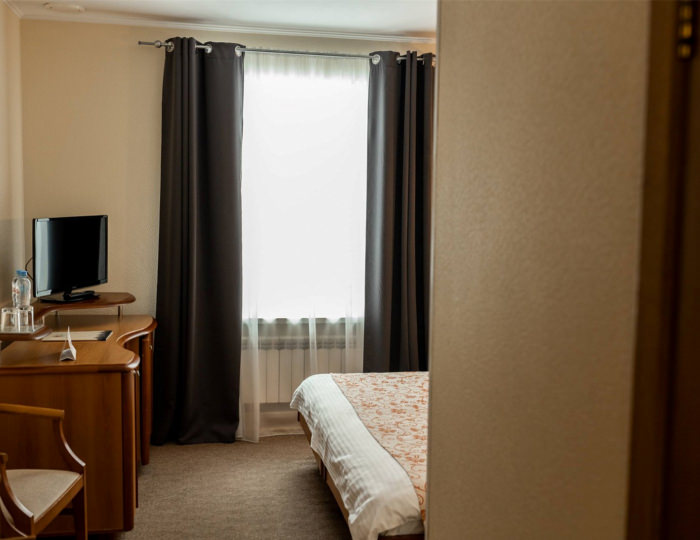 Стандарт 2-местный с диваном - Парк-отель «Русский» (бывш. «Дракино»)